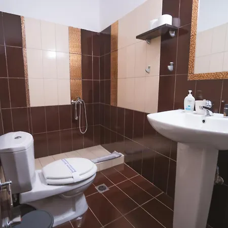 Neraides Pensión 4*