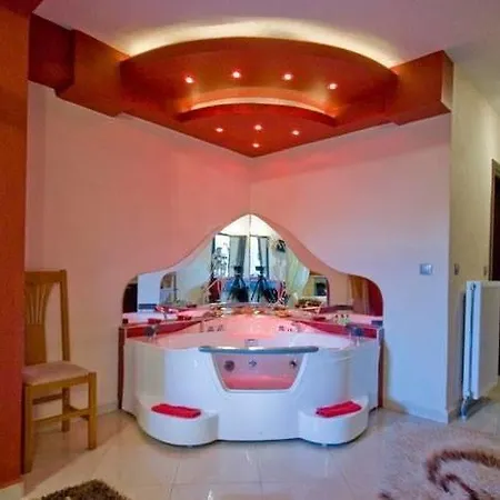 Neraides Pensión 4*